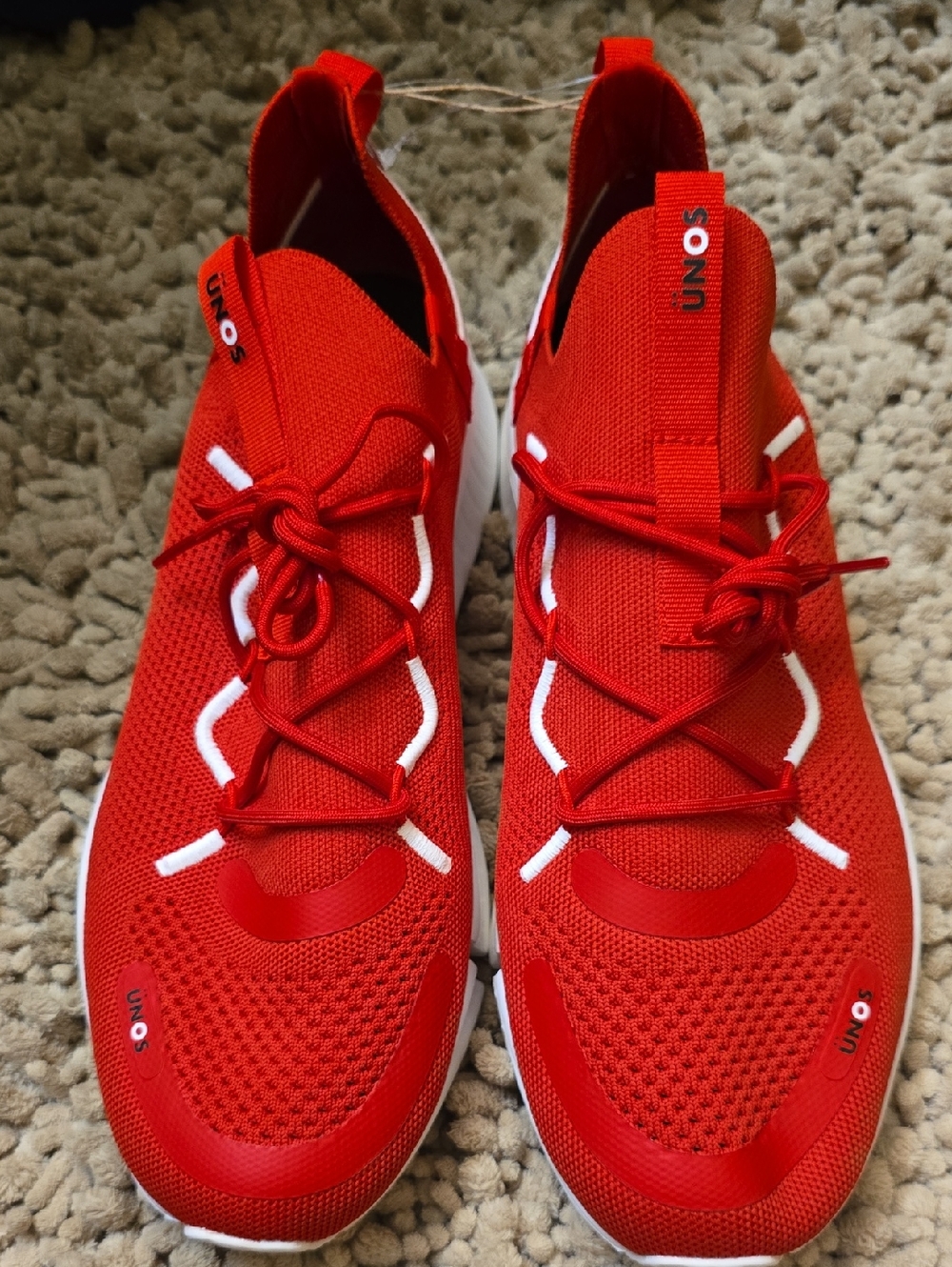 New Unos Unisex Red Knit Slip-On Men's 11 M Women's 12.5 W Sneakers